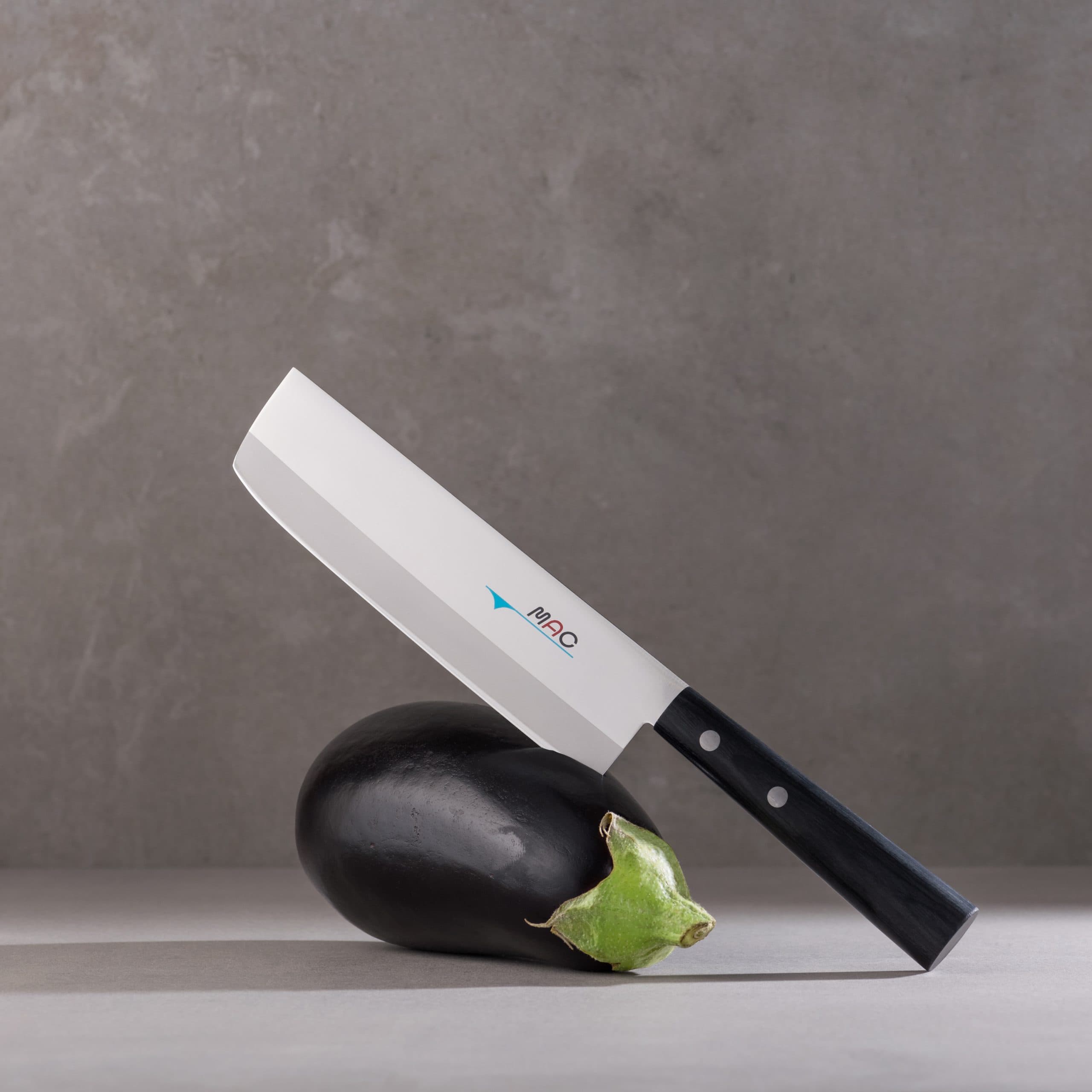MAC Nakiri Grønnsakskniv 16,5 cm - product photo