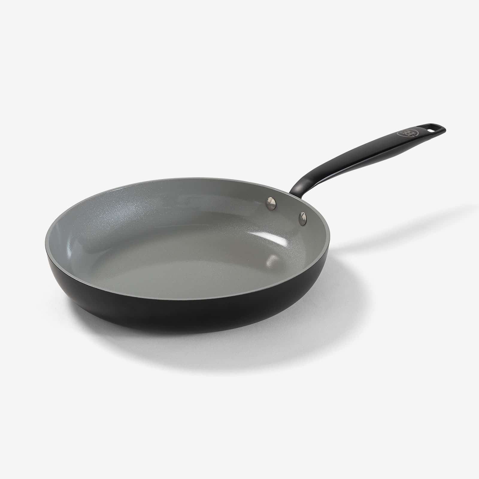 BE Living Essential Stekepanne &#8211; Ø20cm &#8211; Svart - product photo